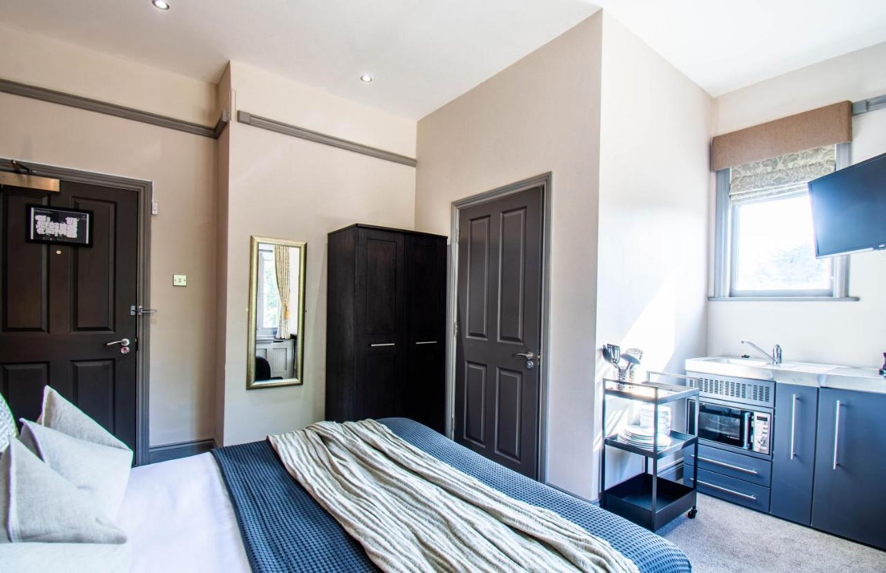 Eton House - Self Check-In, Ensuite Rooms & Self-Catering Studios يوفيل المظهر الخارجي الصورة